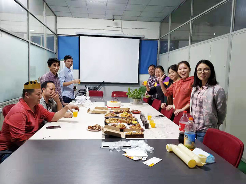 Qiqiangsheng Moulds Held a simple birthday party for employees